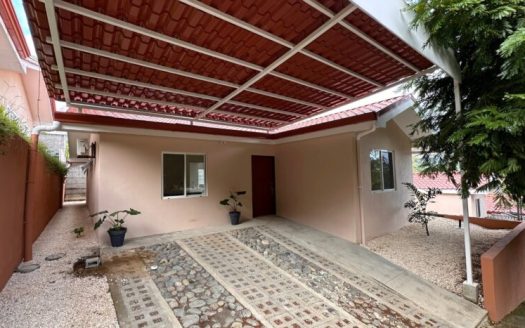 3 Bedroom Contemporary Home for Sale in Jaco Beach