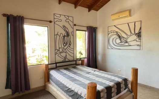 Great opportunity 3 Bed 3 Bath Home in Playa Hermosa – Loma del Mar