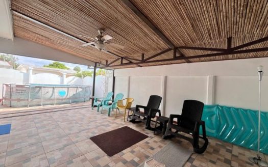 Home for Sale in Condominio Málaga Herradura furnished