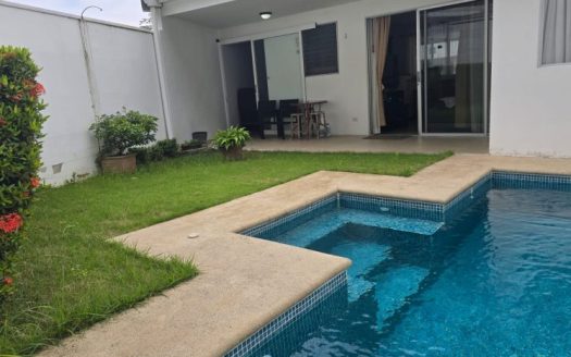 Herradura Beach Tropical Retreat Three-Bedroom House