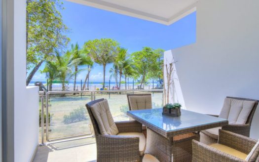 Bejuco beach, beach front condo