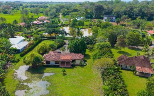 Three-Bedroom Bejuco Beach Home For Sale