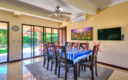 Bejuco Beach Spacious & Cozy 4-Bedroom House