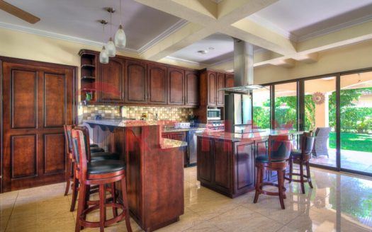 Bejuco Beach Spacious & Cozy 4-Bedroom House
