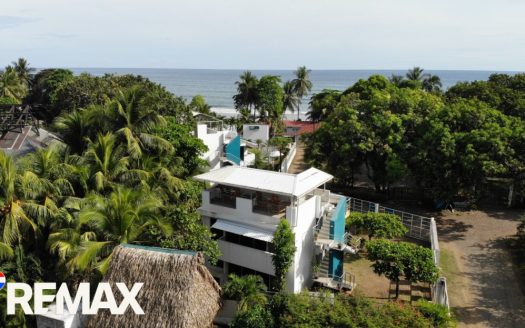Rocamar Villa | Top Floor Unit | Rooftop Deck
