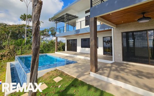 Peaceful Mountain Home | New Modern | Ocean View | Pool