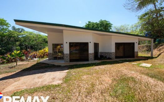Affordable Home | Big Lot | Xihu Esterillos Oeste