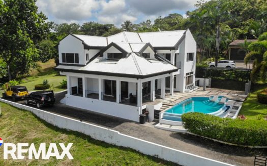 Stunning Ocean View Home | Gated Community    (BM)