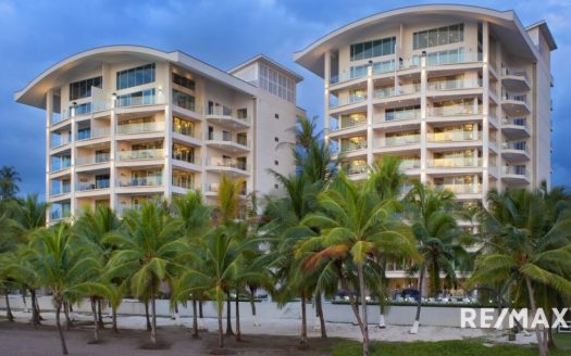 Diamante Del Sol Oceanfront Luxury 4 Bed Penthouse   (SF)